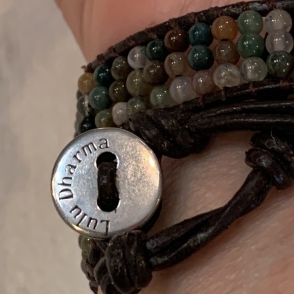 Lulu Darma triple row natural colors brown leather wrap bracelet - Picture 3 of 7